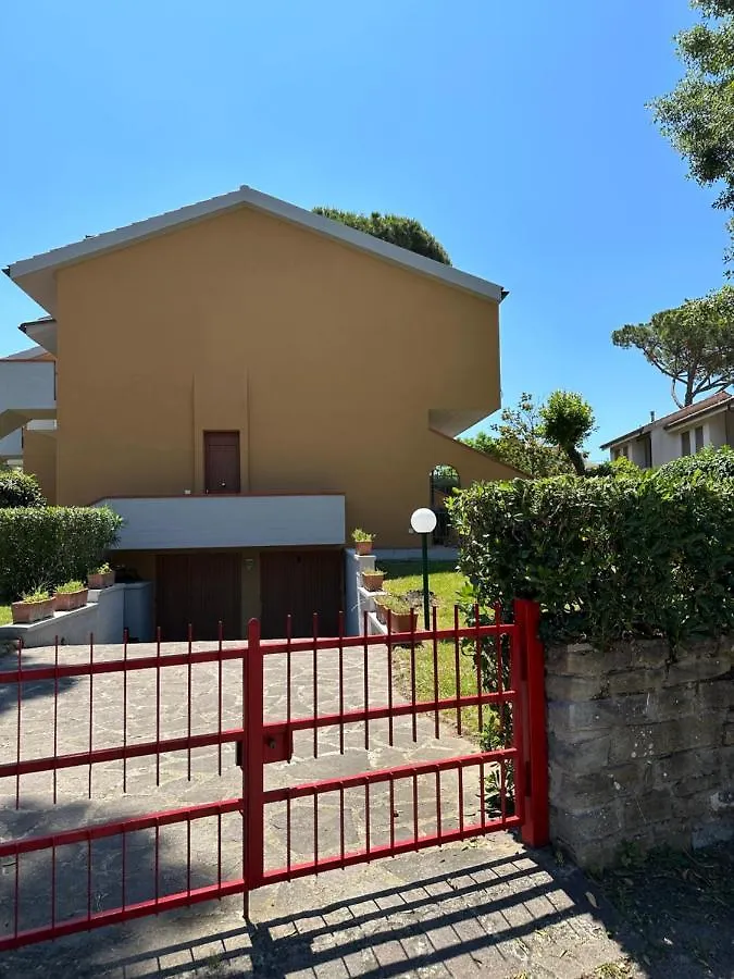 Appartamenti Portiglioni-Cipressi Puntone di Scarlino 0*,  Italy